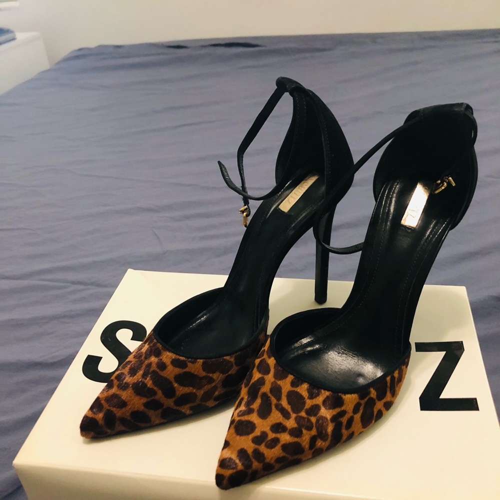 SCHUTZ